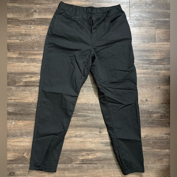 Levi’s Black Men's Chinos - Picture 1 of 4